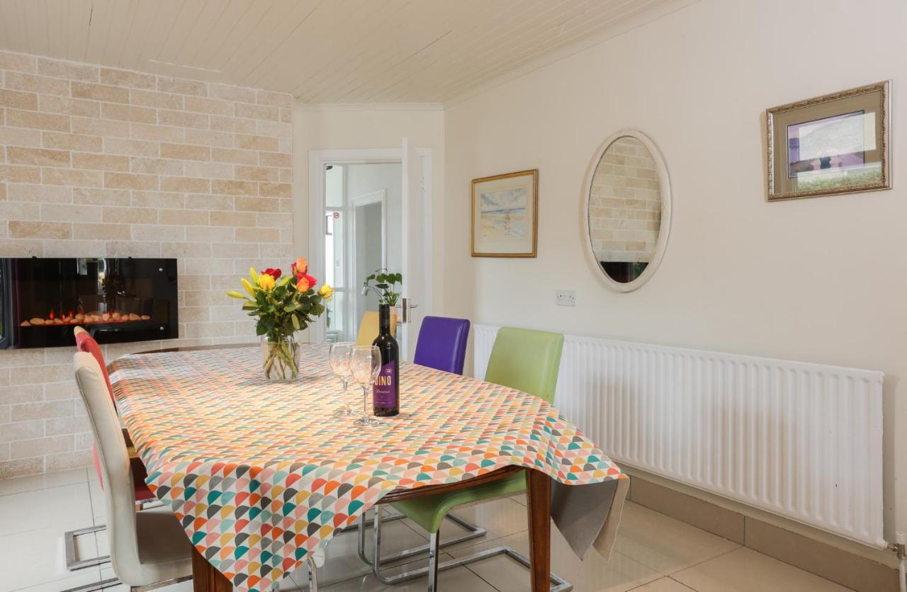 The Old Coach House Villa Portstewart Exteriör bild